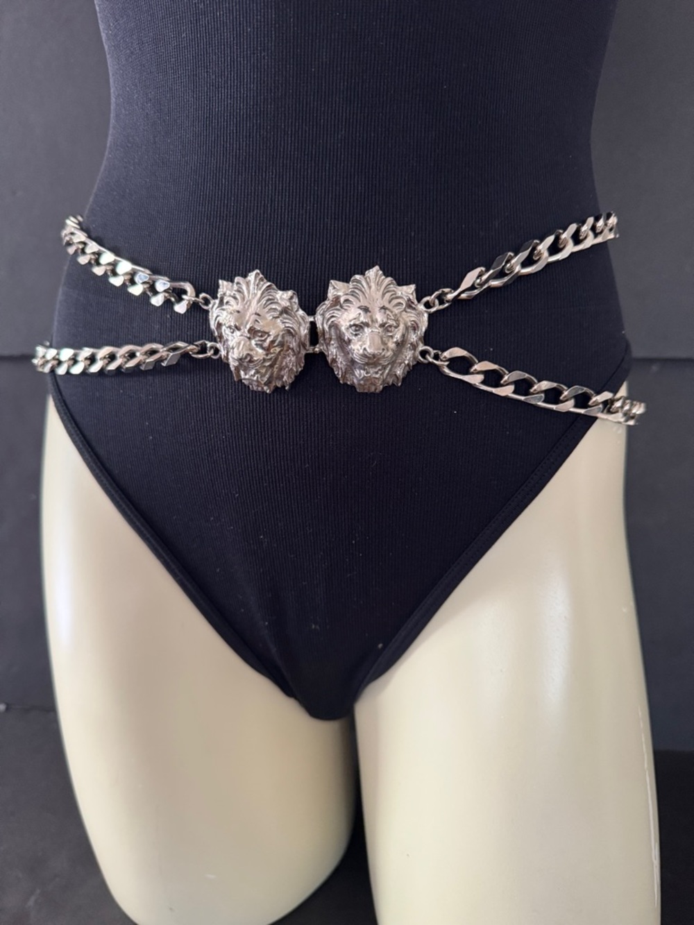 1970s Lion Head Accessocraft Silver Chain Belt